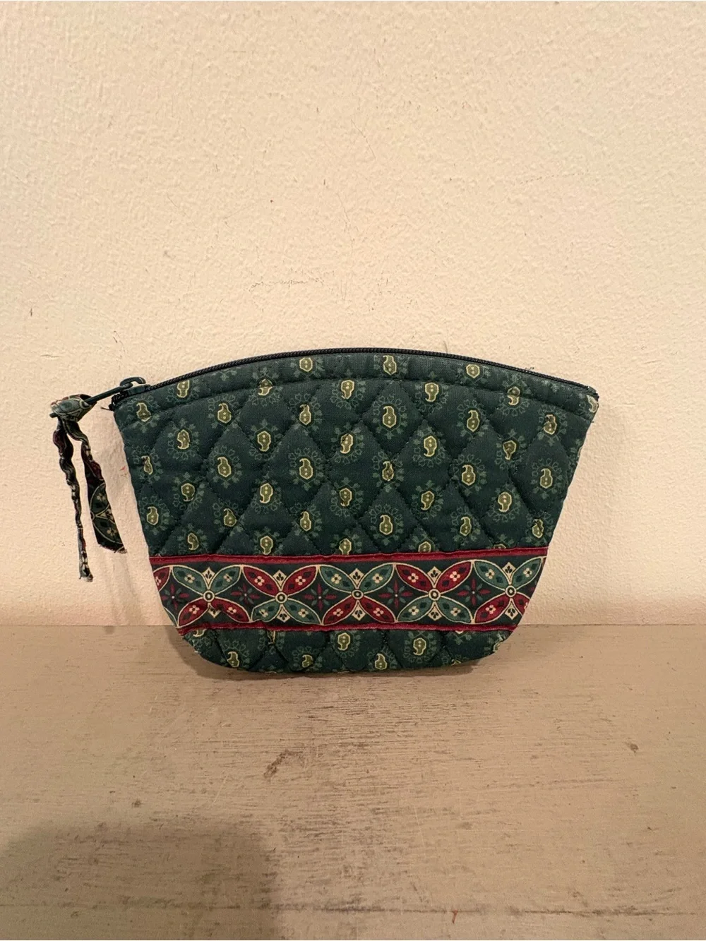 VTG Vera Bradley Retired Green Quilted Paisley Makeup Bag